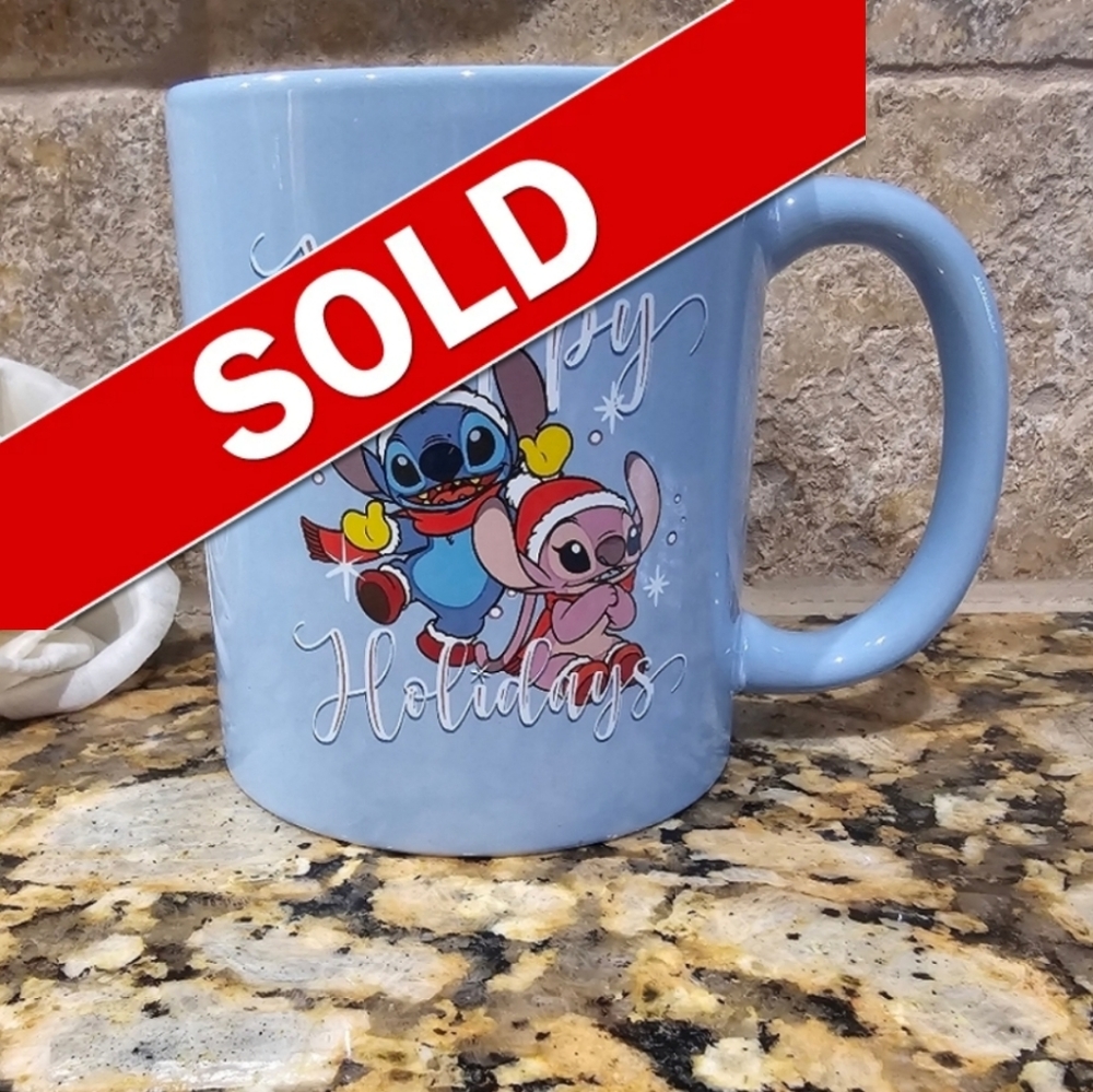 NWOT_DISNEY'S LILO & STITCH HAPPY HOLIDAYS MUG
